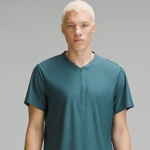 NWT lululemon Vented Tennis Short Sleeve Mens Medium Green Jasper. New with Tags